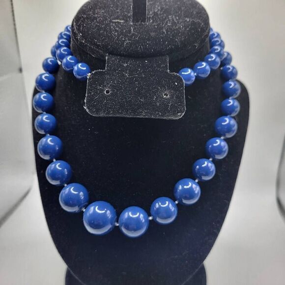 Vintage 60s Chunky Cerulean Blue Graduated Acrylic Bead Necklace - Picture 1 of 4